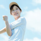 腰痛ゴルファー必見！腰にやさしいスイングとセルフケア方法