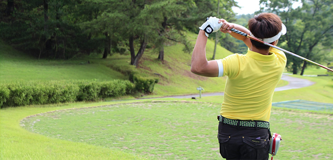 ゴルフ後に腰が痛くなる人の多くが見落としている体の使い方