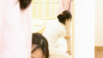 「レントゲンでは異常なし」と言われた腰痛がつらい方へ